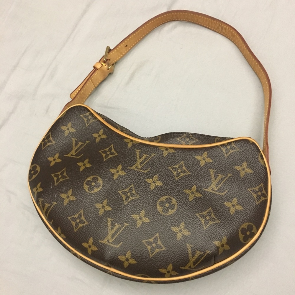 Louis Vuitton Monogram Croissant